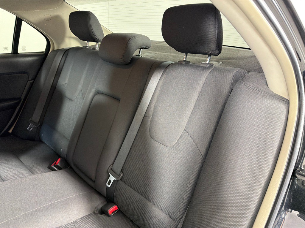 2011 Ford Fusion Image 20