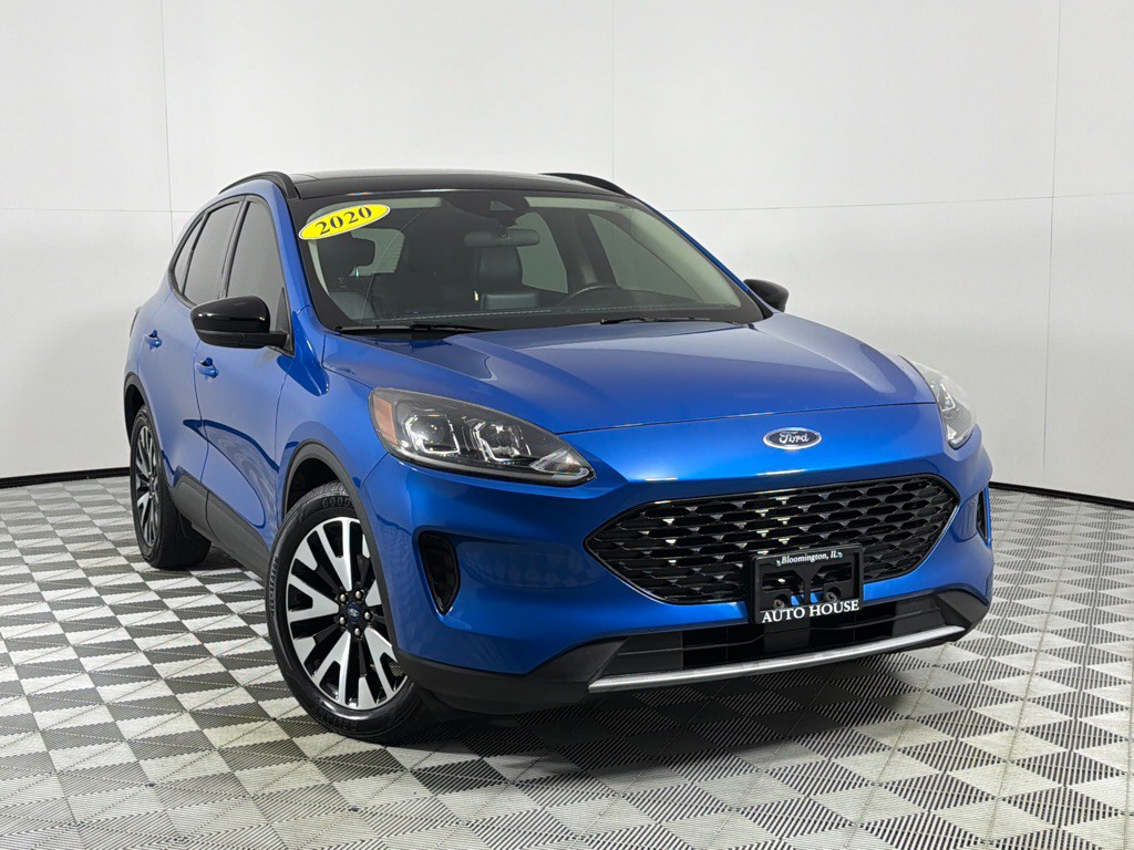 2020 Ford Escape Image 2