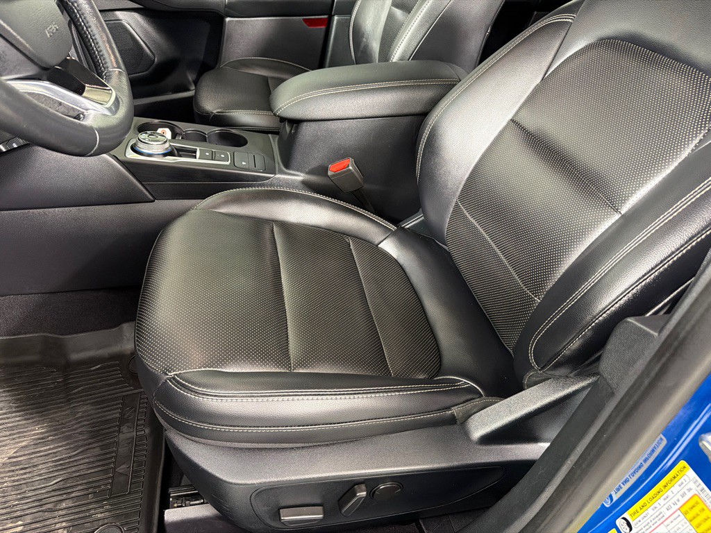 2020 Ford Escape Image 12