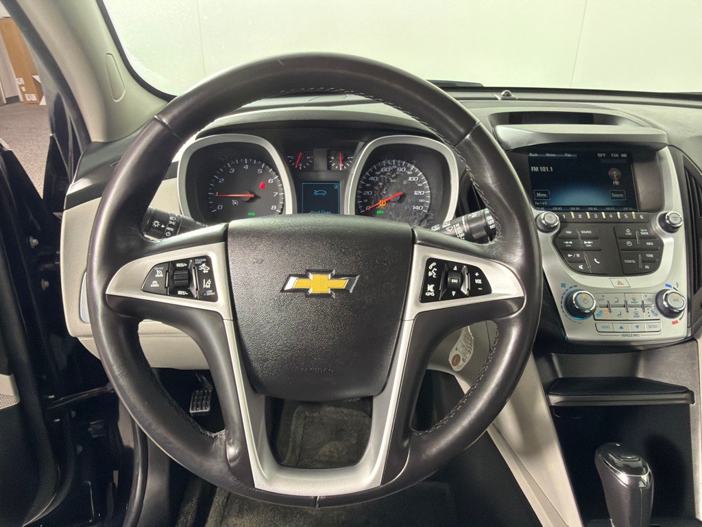 2017 Chevrolet Equinox Image 13