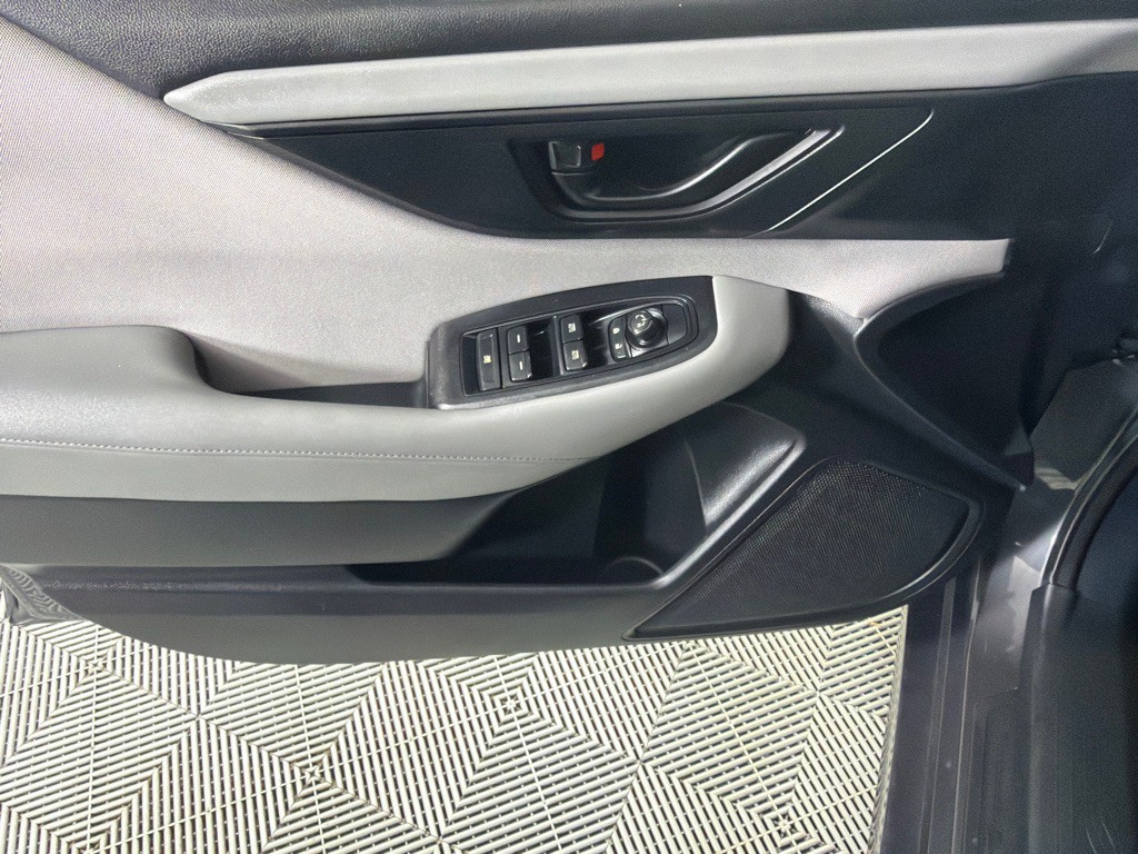 2020 Subaru Legacy Image 10