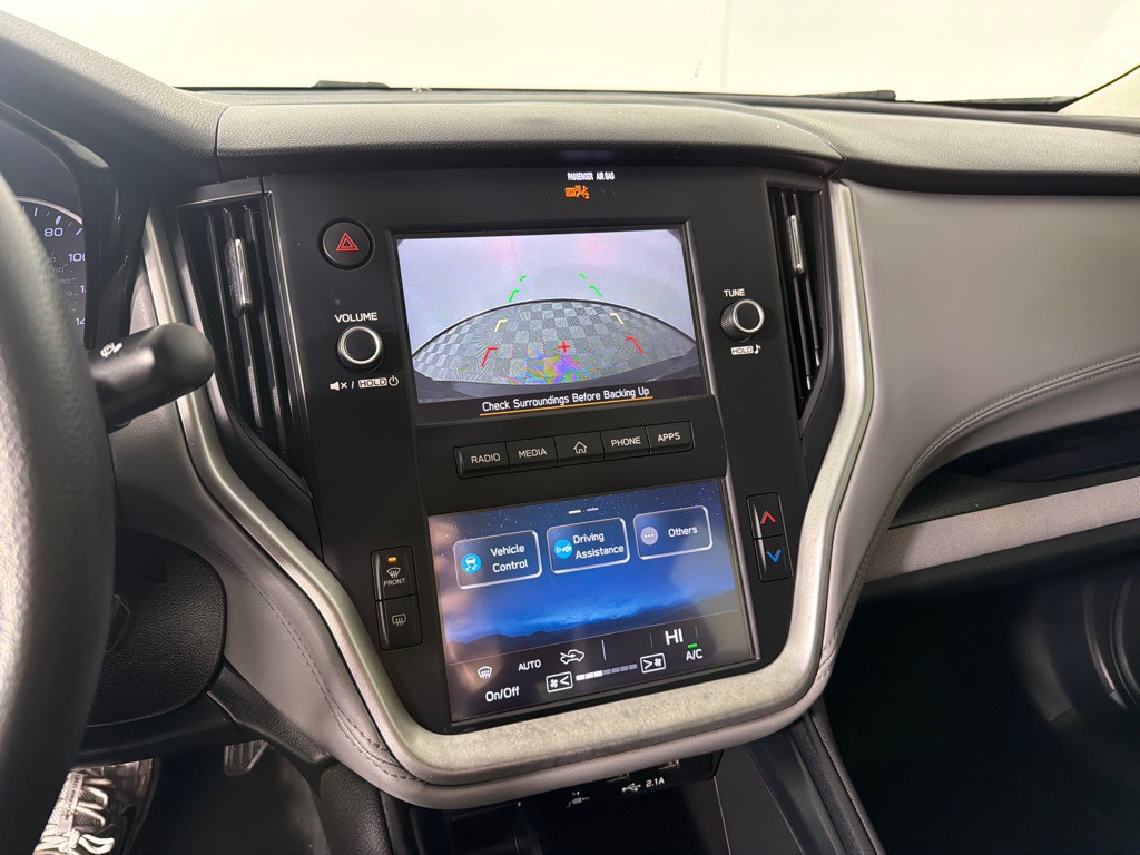 2020 Subaru Legacy Image 16