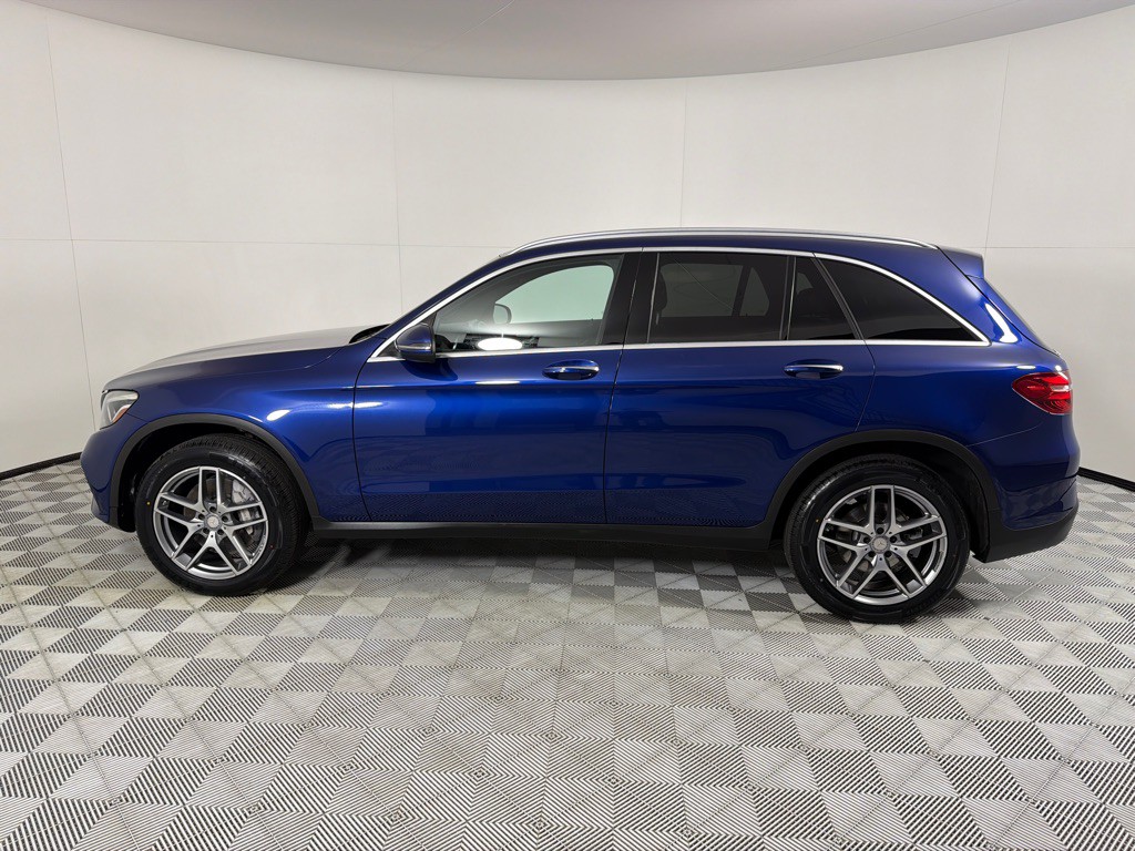 2017 Mercedes-Benz GLC-Class Image 8