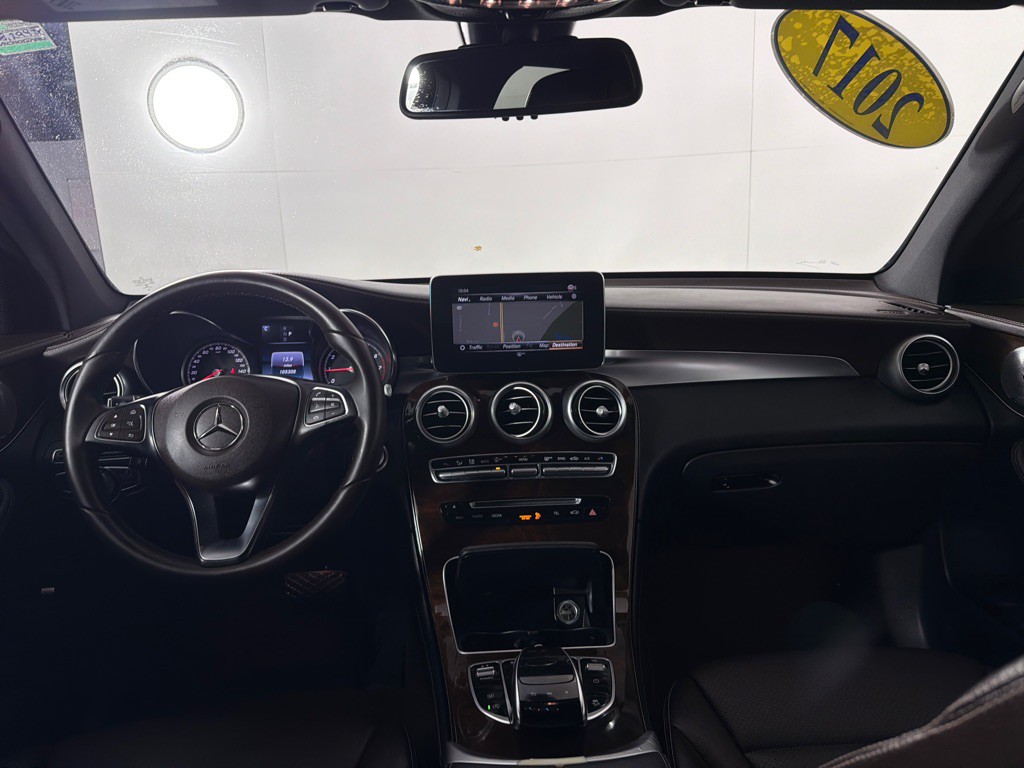 2017 Mercedes-Benz GLC-Class Image 24