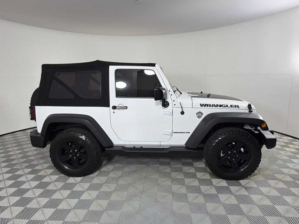 2017 Jeep Wrangler Image 4