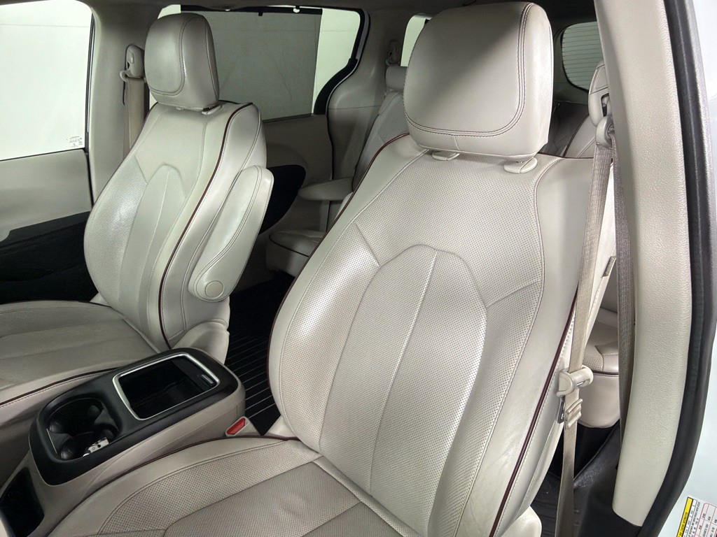2020 Chrysler Pacifica Image 12