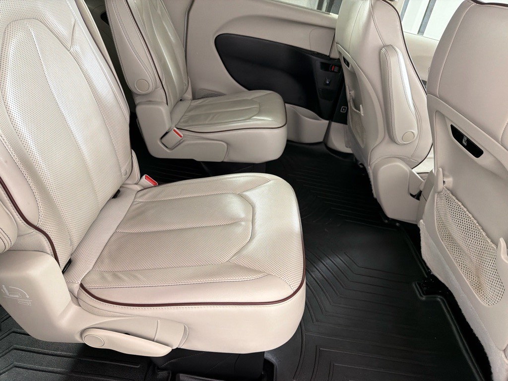 2020 Chrysler Pacifica Image 23