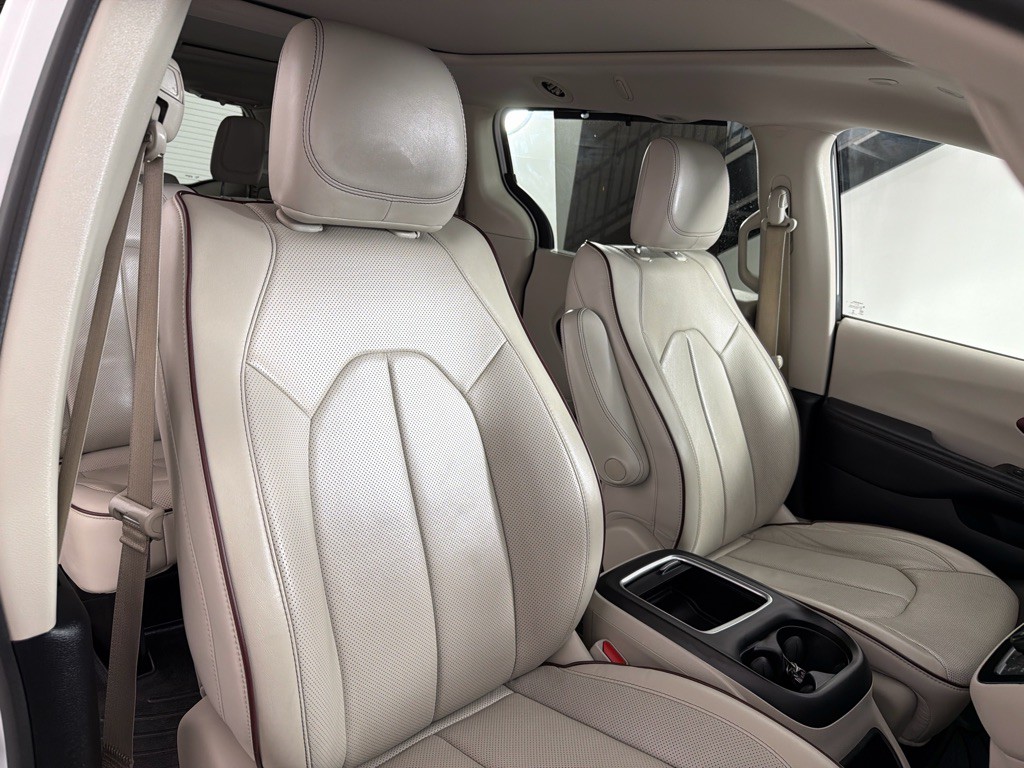 2020 Chrysler Pacifica Image 26