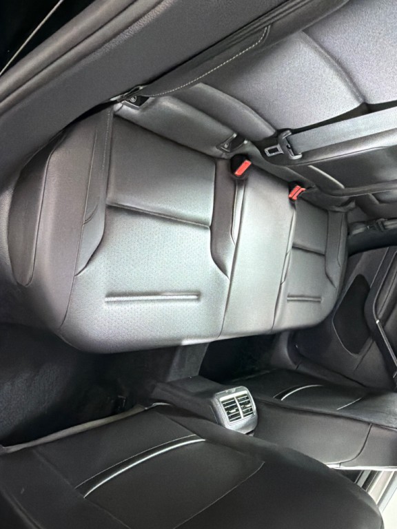 2016 Volkswagen Golf Image 21