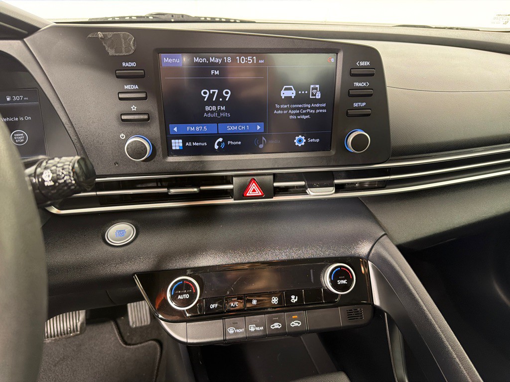 2021 Hyundai Elantra Image 14