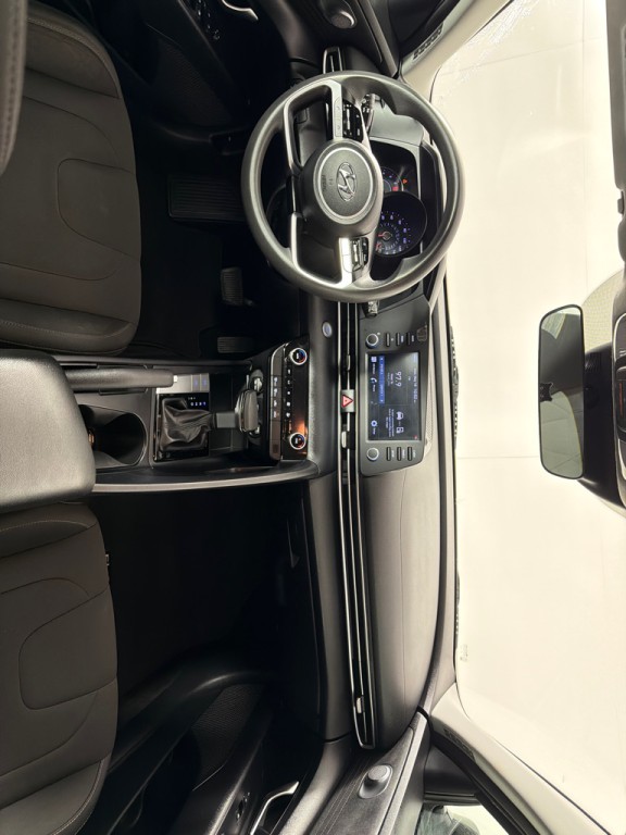 2021 Hyundai Elantra Image 23