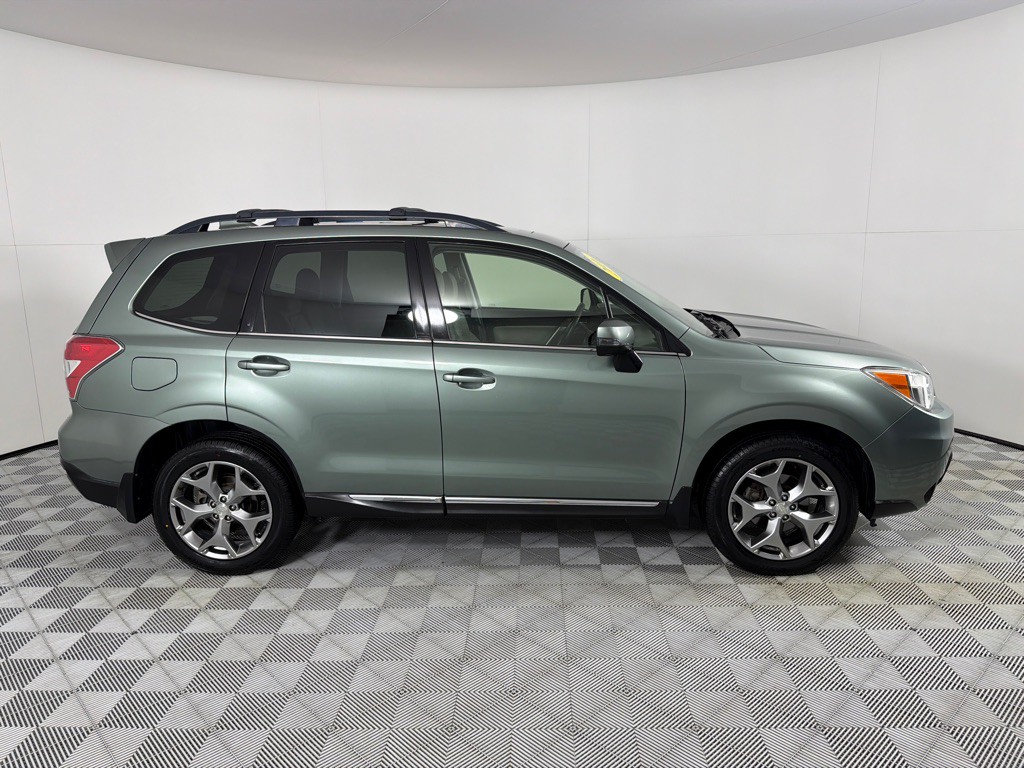 2016 Subaru Forester Image 4