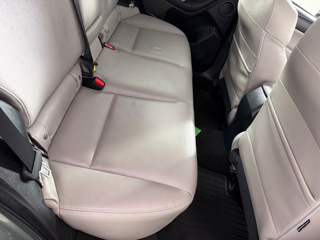 2016 Subaru Forester Image 20