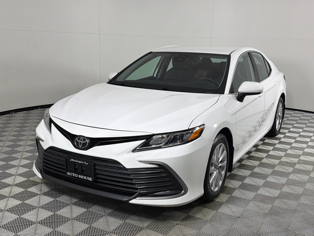 2023 Toyota Camry Image 10
