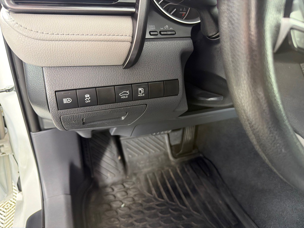 2023 Toyota Camry Image 14
