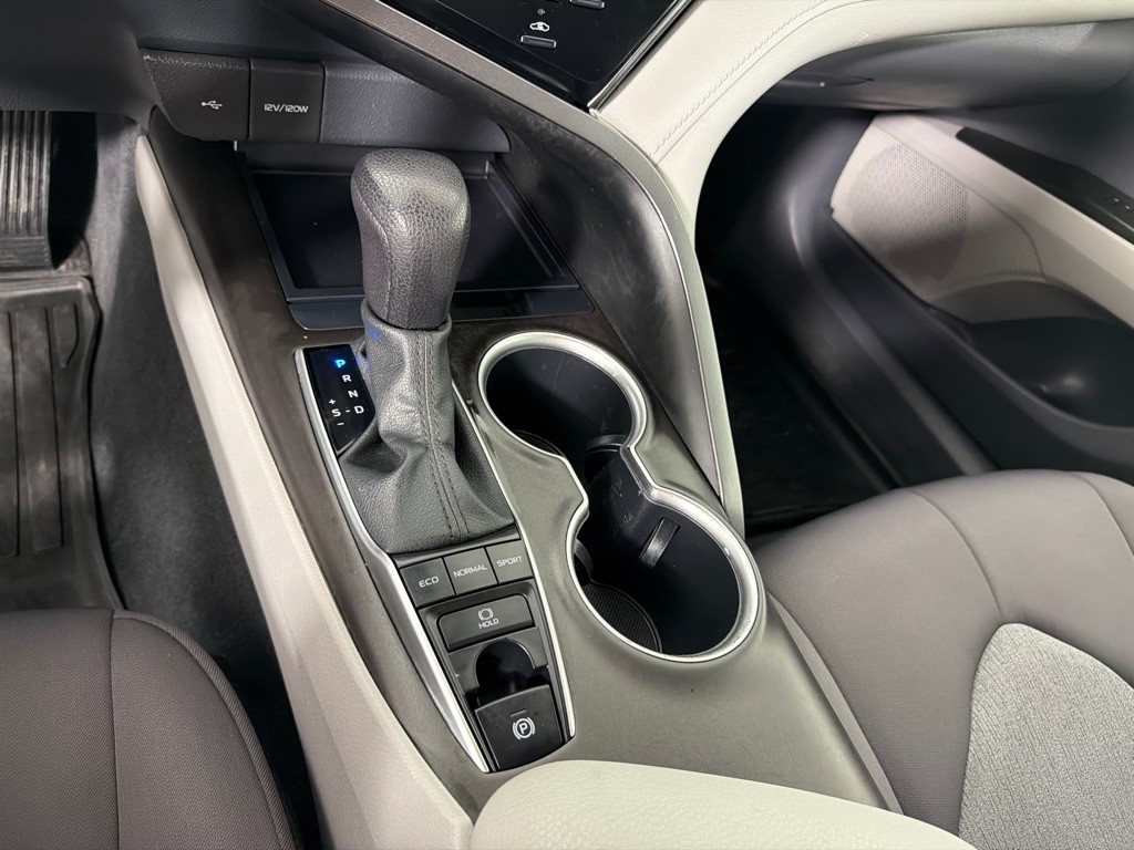 2023 Toyota Camry Image 18