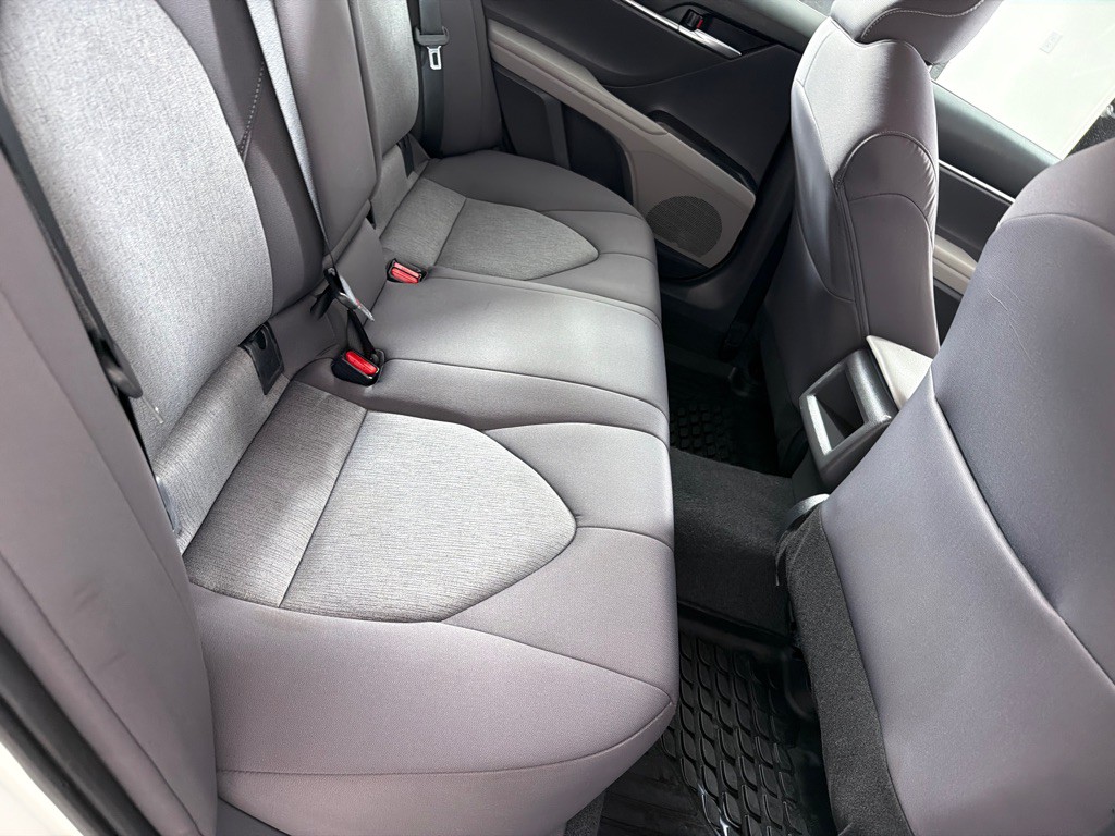 2023 Toyota Camry Image 21