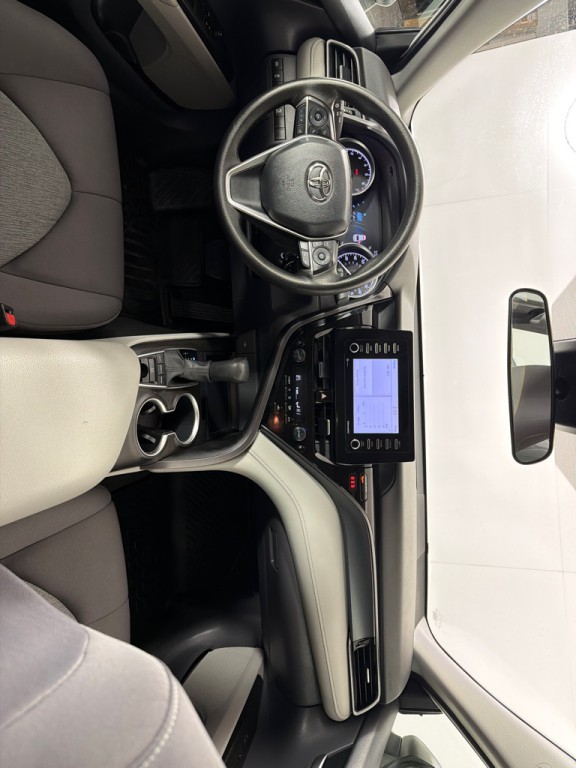 2023 Toyota Camry Image 25