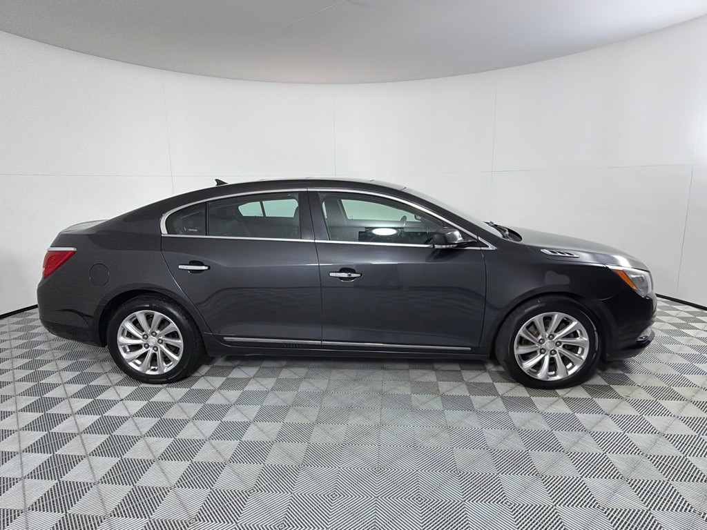 2014 Buick Lacrosse Image 4