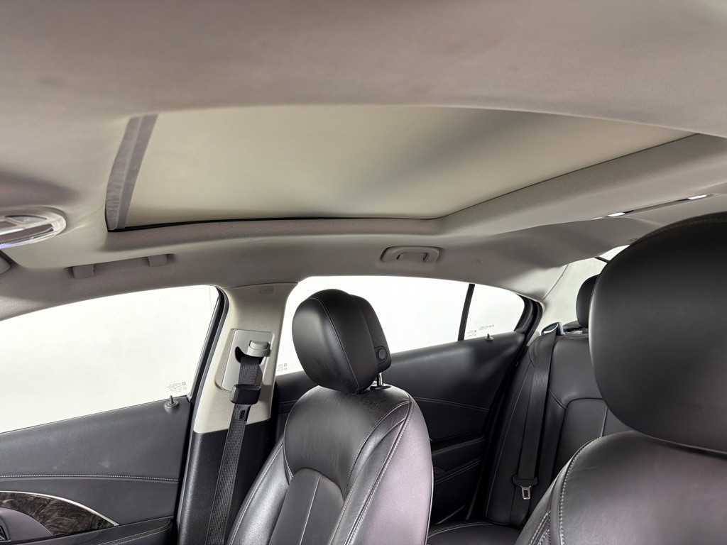 2014 Buick Lacrosse Image 10