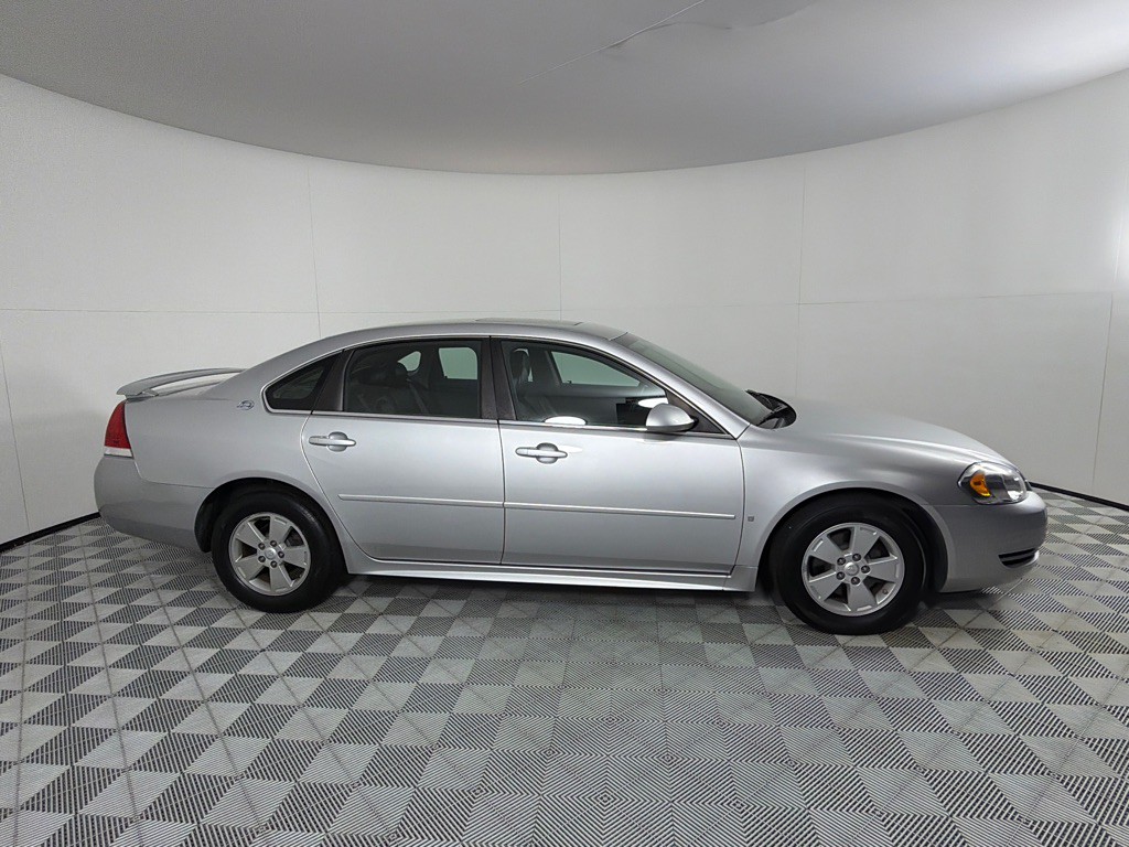 2009 Chevrolet Impala Image 4