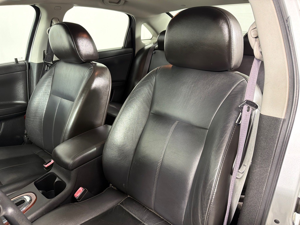 2009 Chevrolet Impala Image 13
