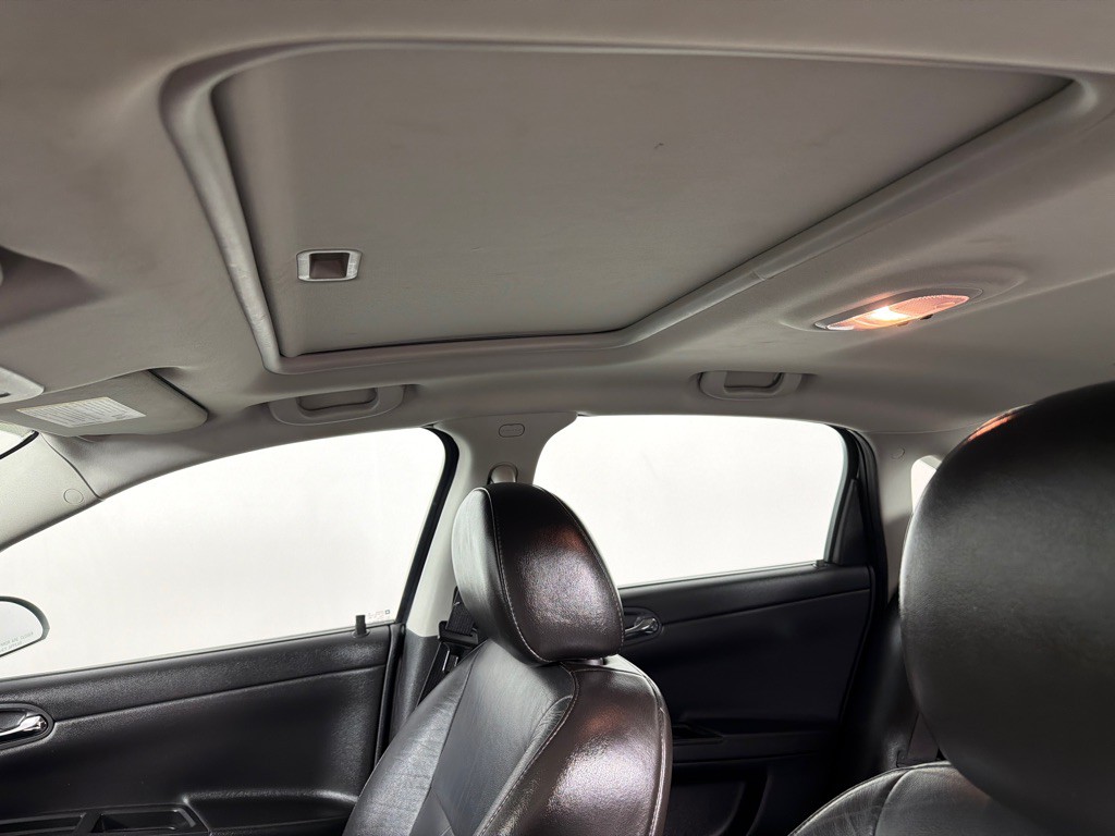 2009 Chevrolet Impala Image 14