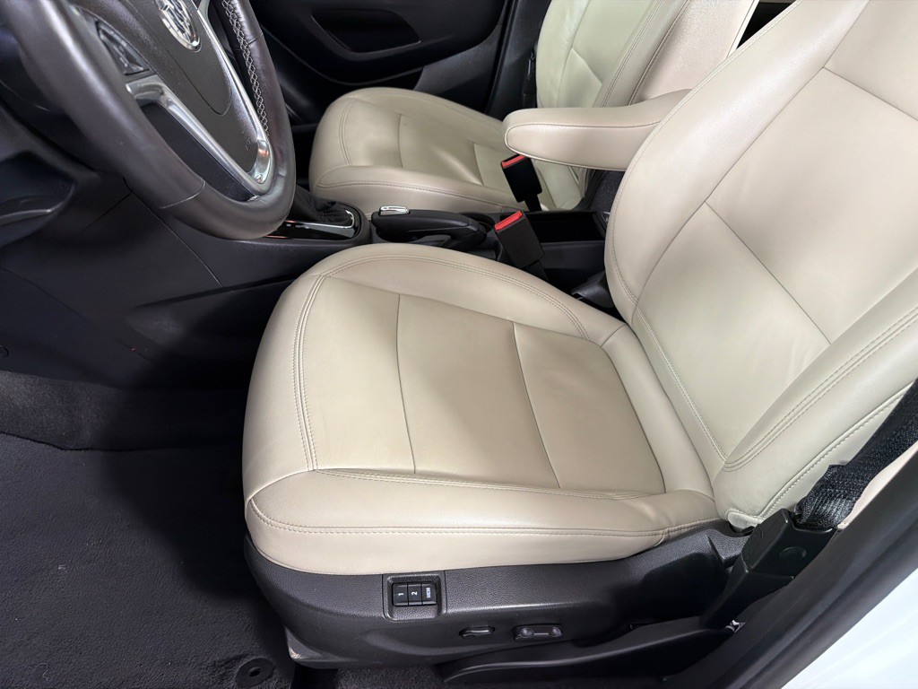 2017 Buick Enclave Image 10