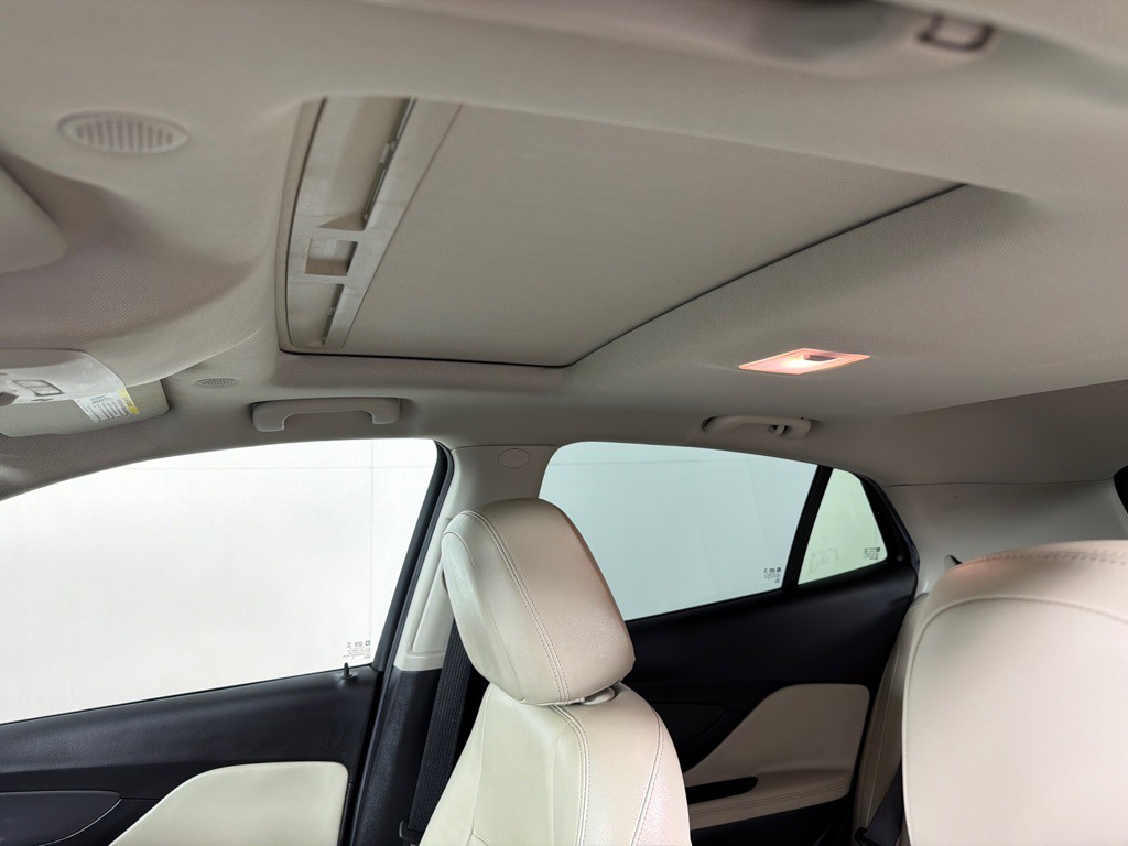 2017 Buick Enclave Image 12