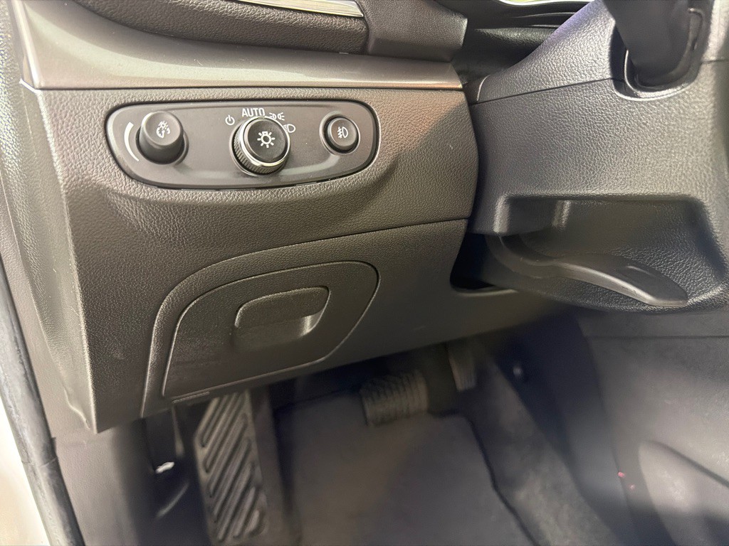 2017 Buick Enclave Image 13