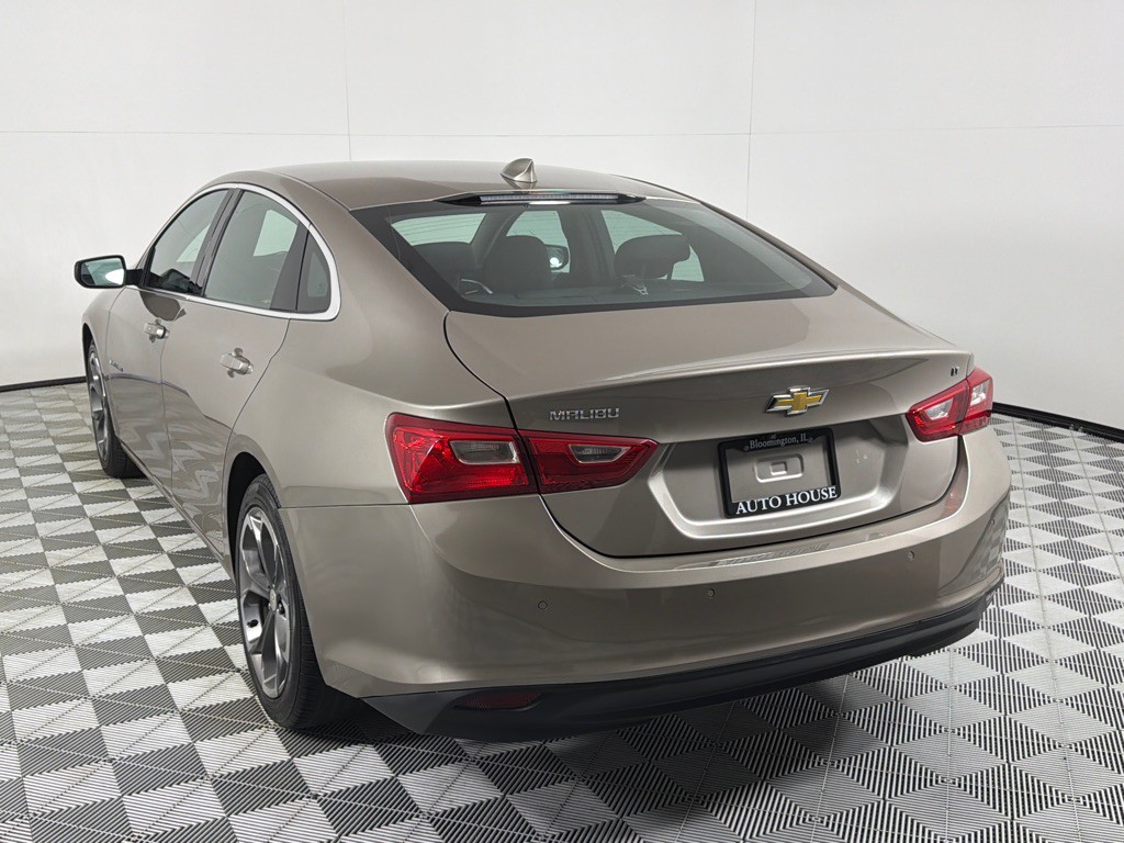 2023 Chevrolet Malibu Image 7