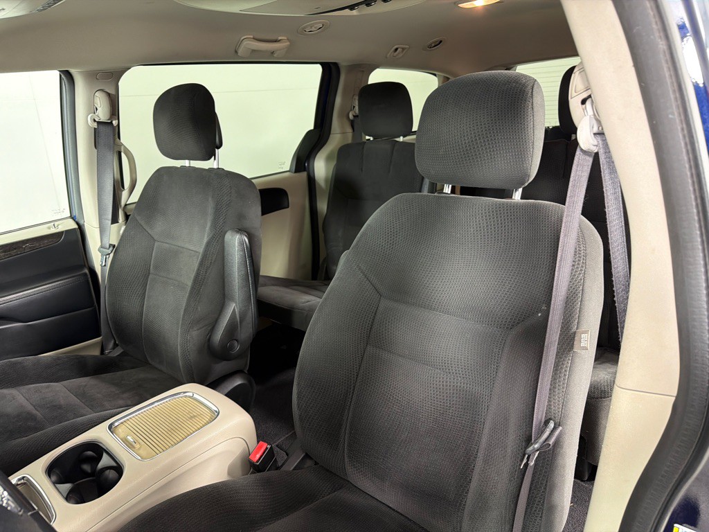 2016 Dodge Grand Caravan Image 12