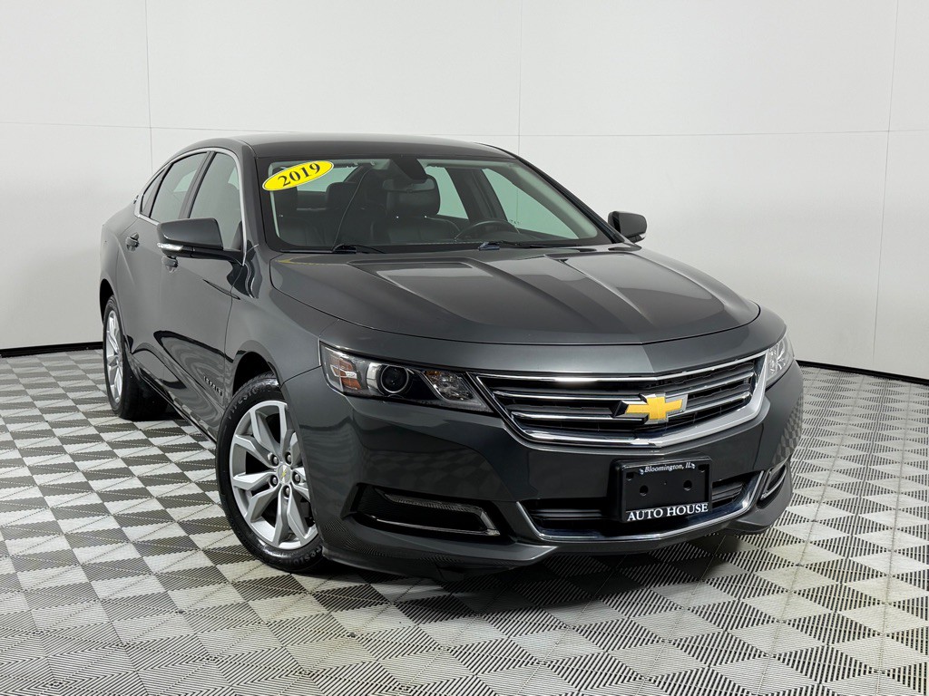 2019 Chevrolet Impala Image 2