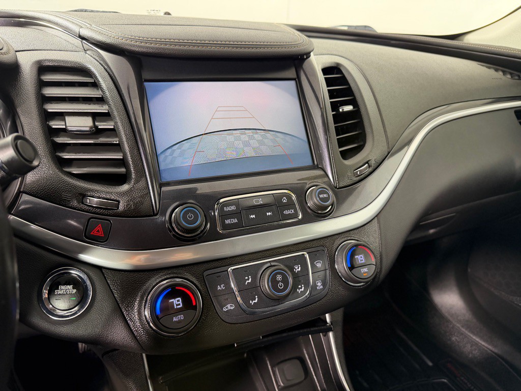 2019 Chevrolet Impala Image 17