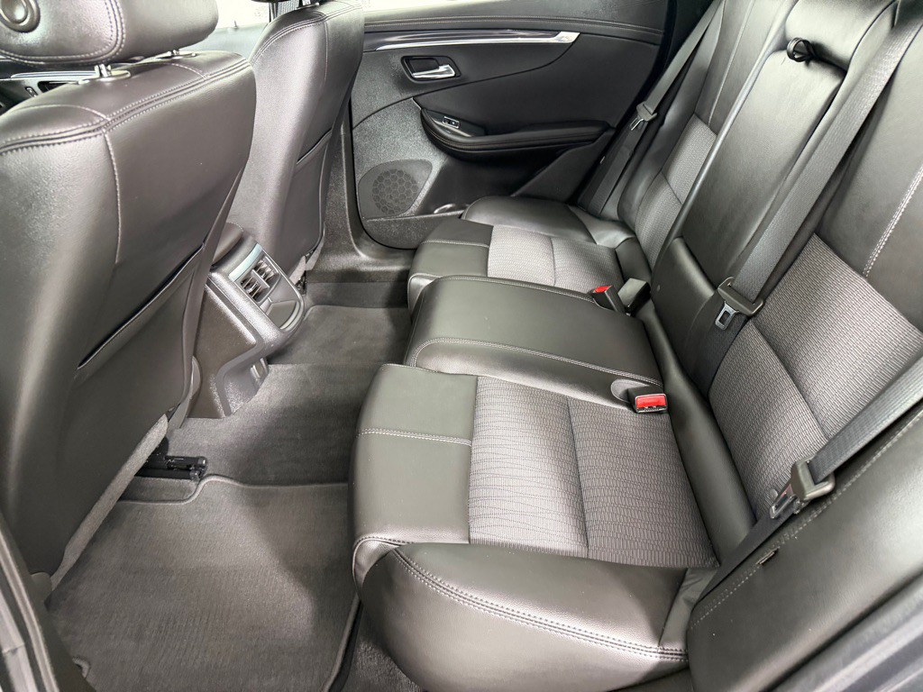 2019 Chevrolet Impala Image 19