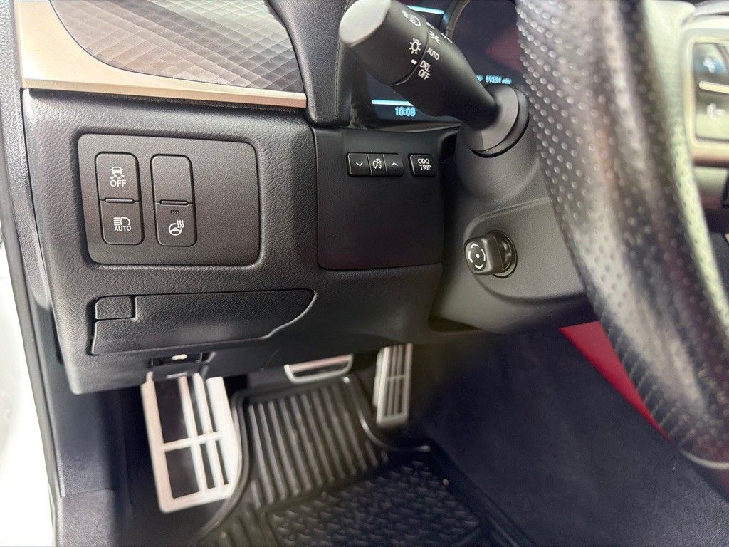 2018 Lexus GS Image 15