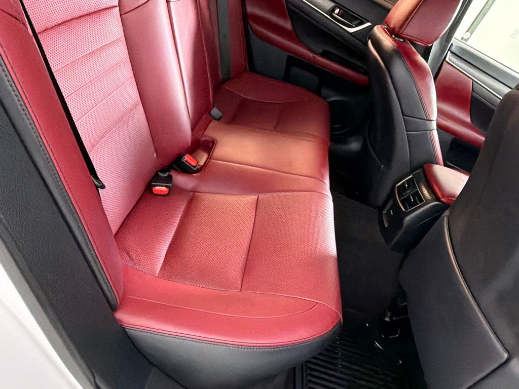 2018 Lexus GS Image 22