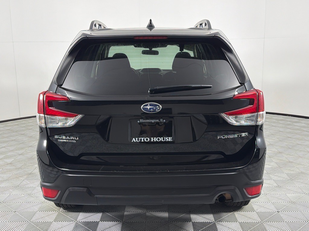 2024 Subaru Forester Image 6