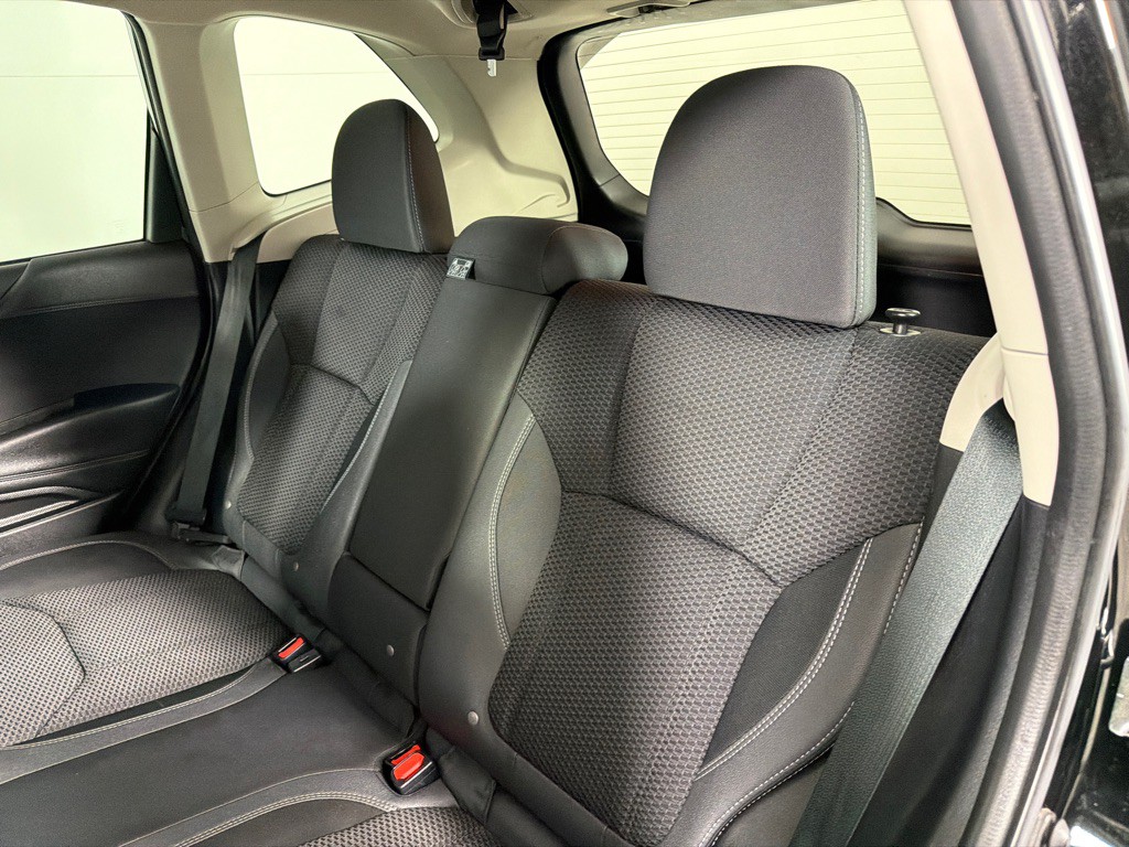 2024 Subaru Forester Image 21