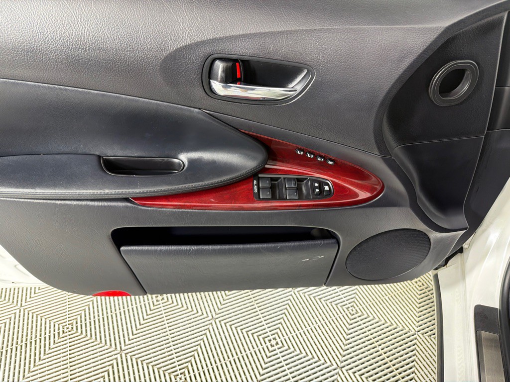 2011 Lexus GS Image 11