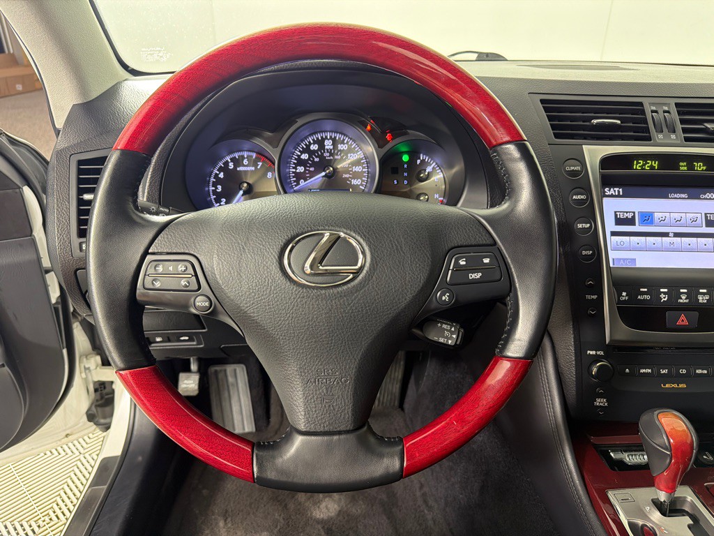 2011 Lexus GS Image 15
