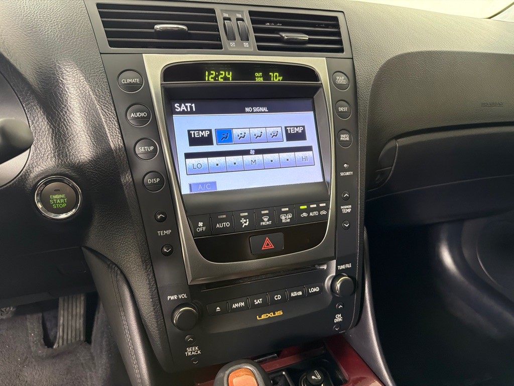 2011 Lexus GS Image 16