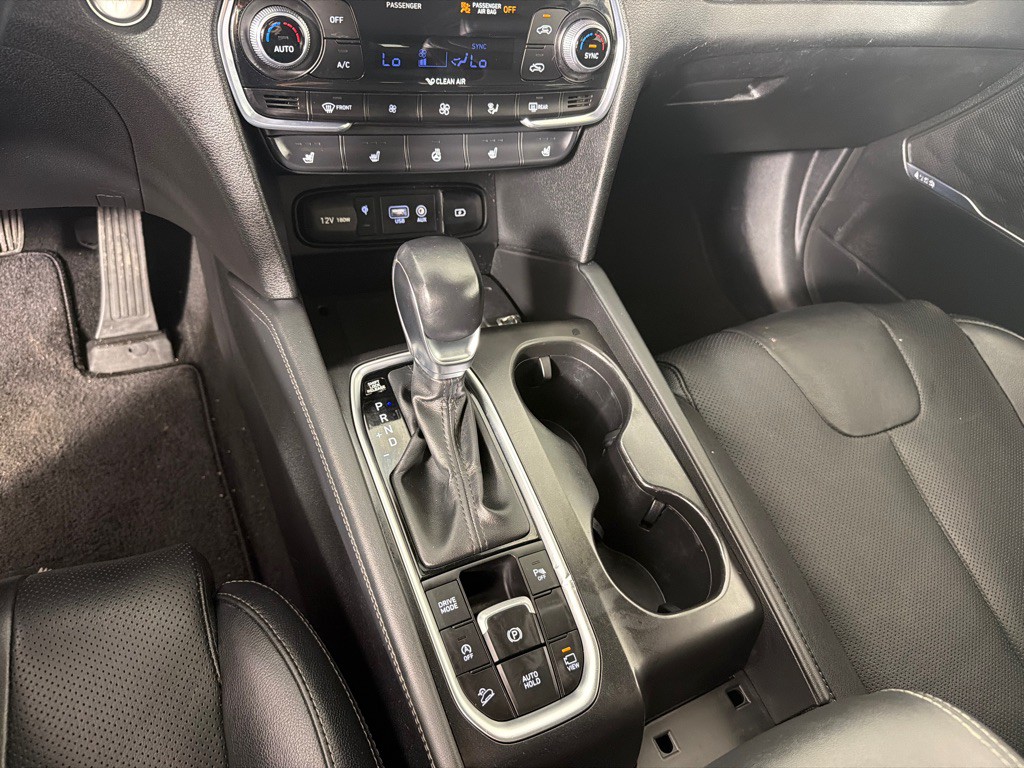 2019 Hyundai Santa Fe Image 18