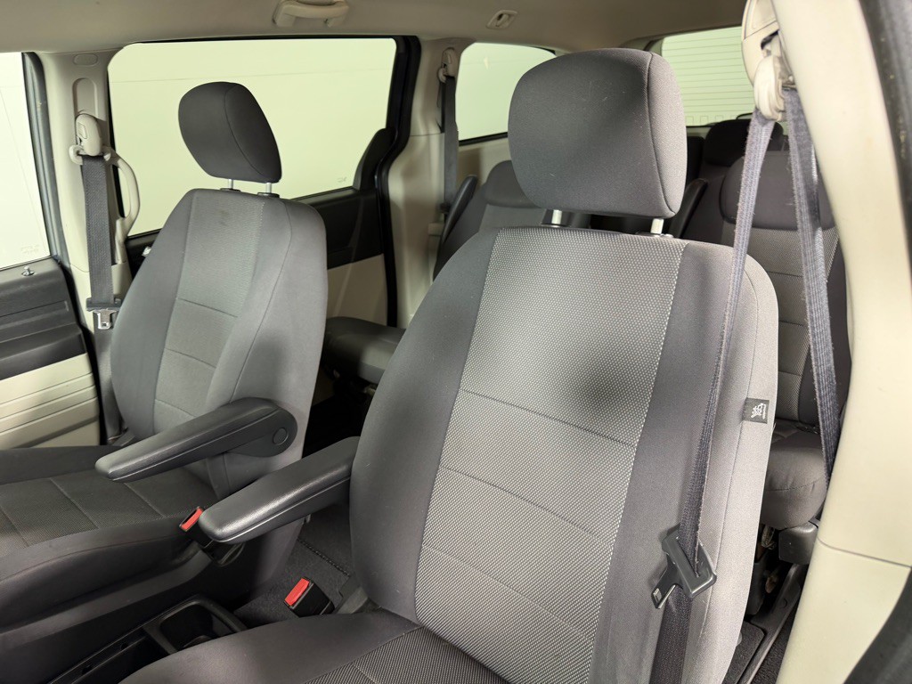 2009 Dodge Grand Caravan Image 11