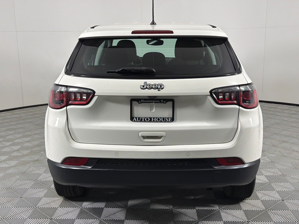 2018 Jeep Compass Image 6