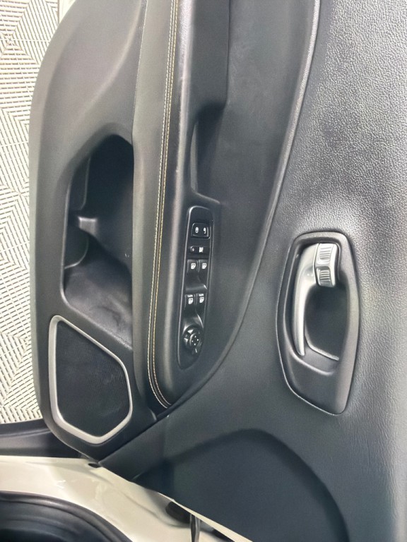 2018 Jeep Compass Image 9