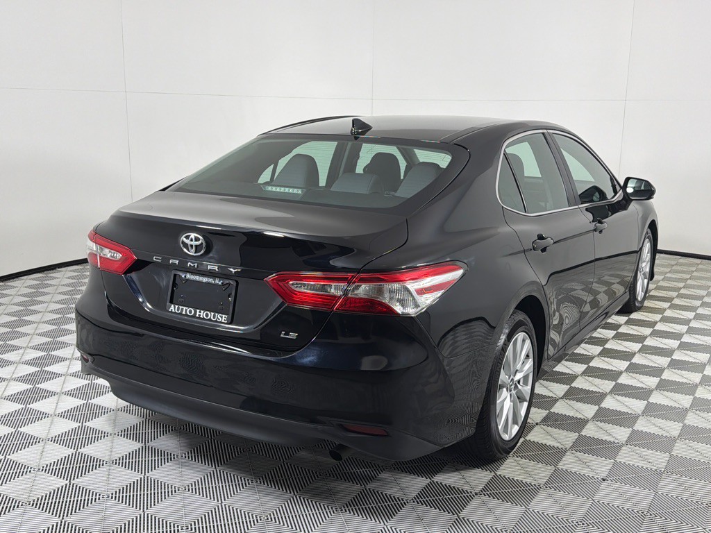2020 Toyota Camry Image 5