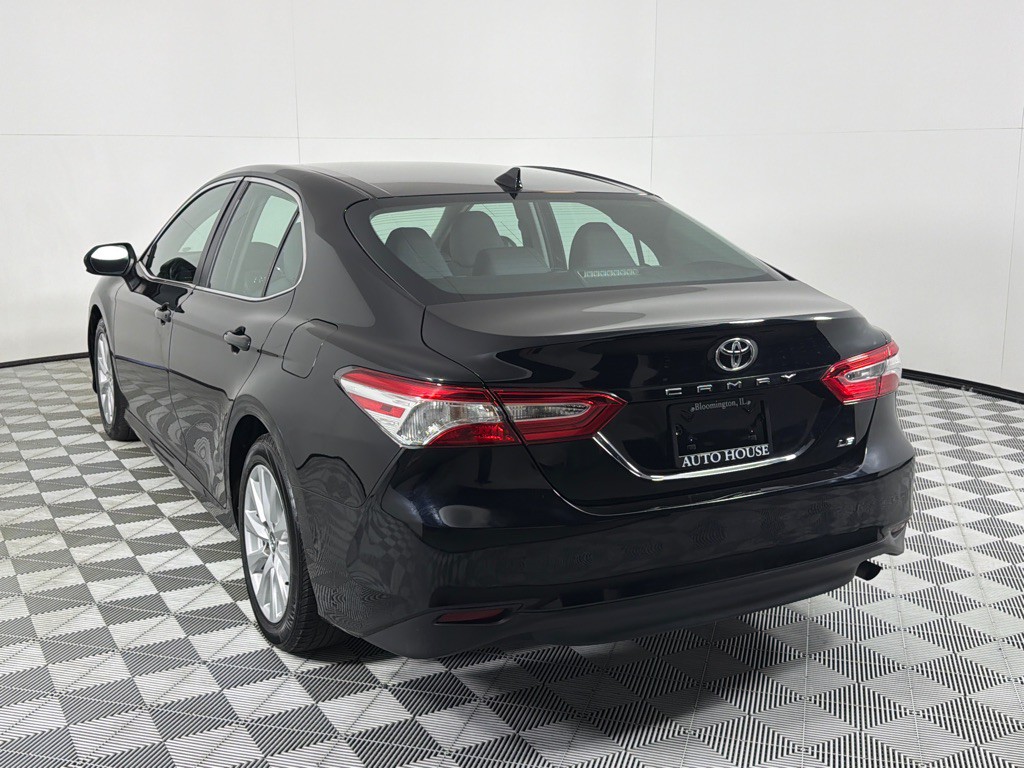 2020 Toyota Camry Image 7