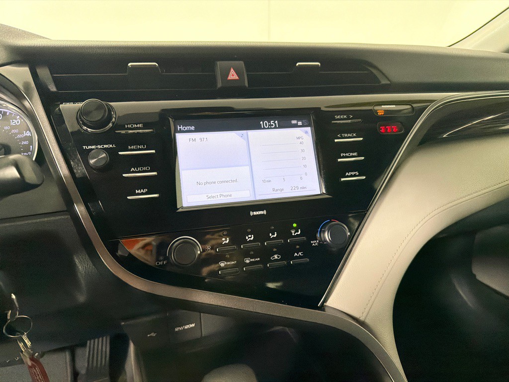 2020 Toyota Camry Image 13