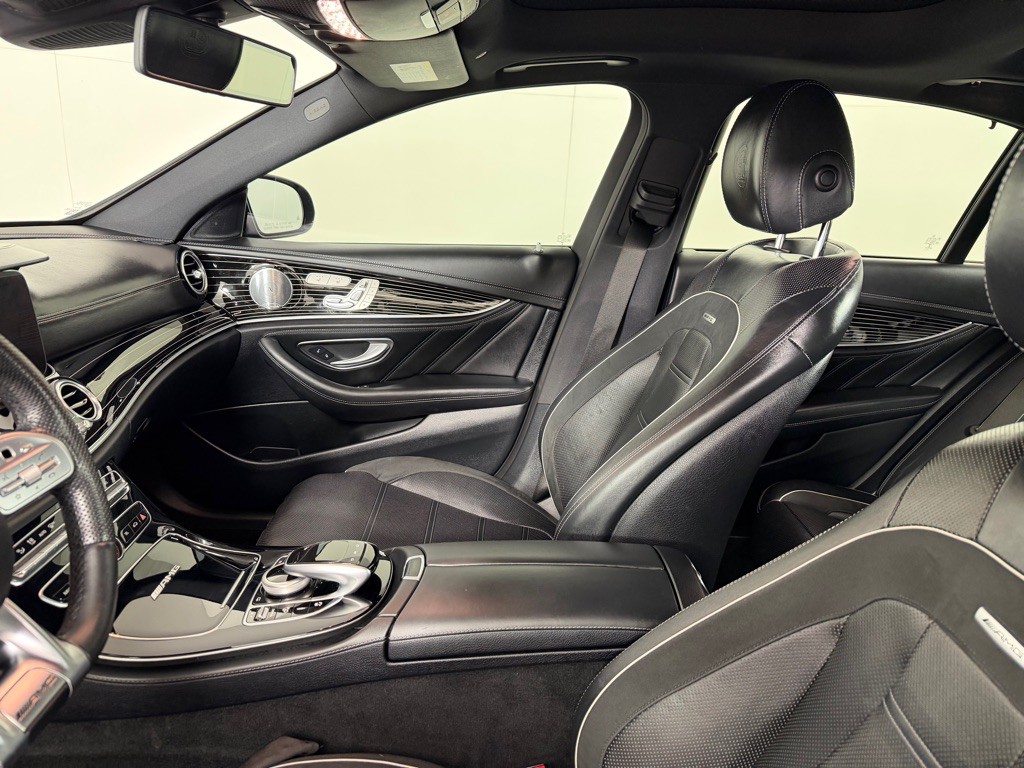 2019 Mercedes-Benz E-Class Image 16